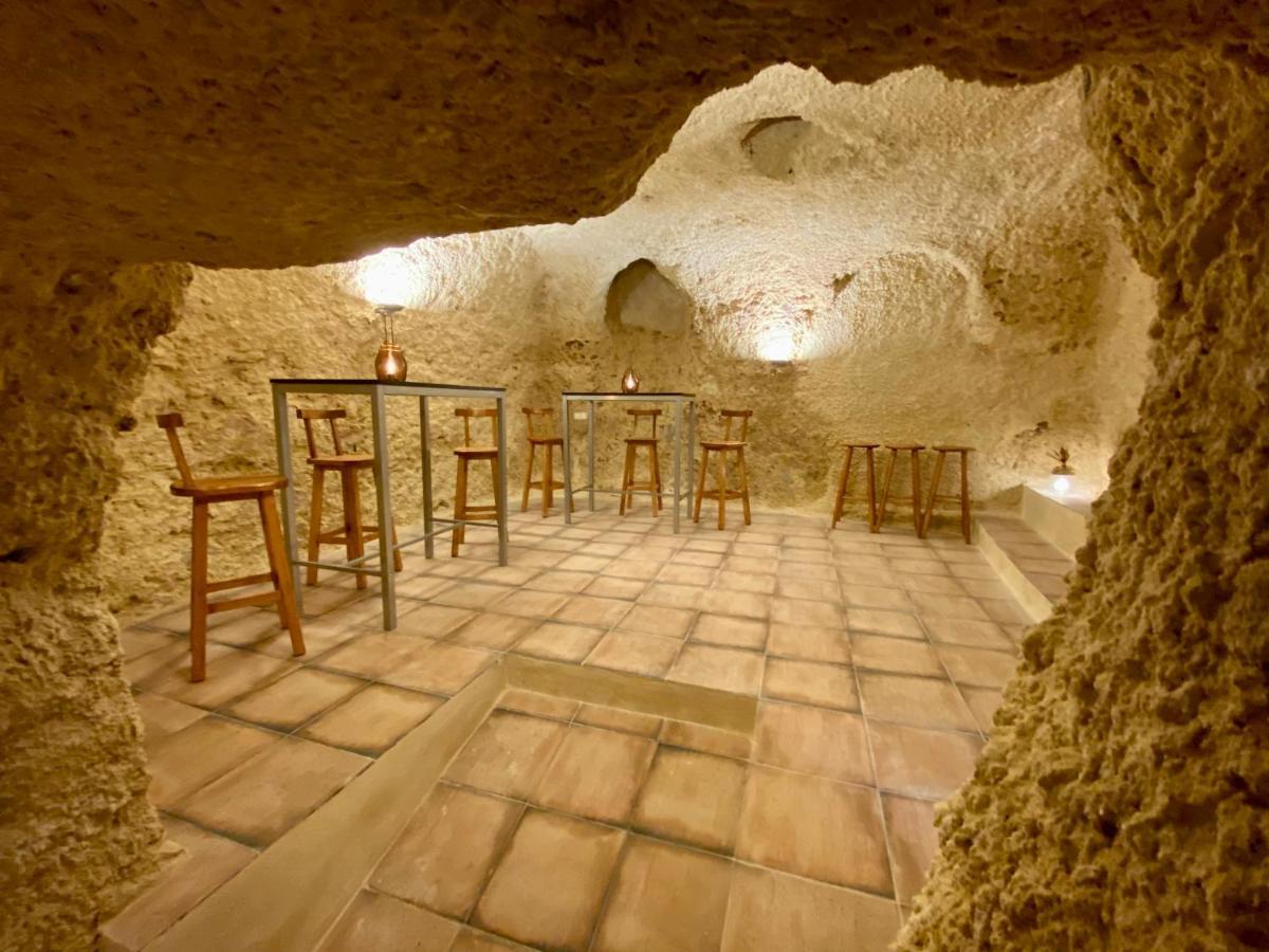 Villa Sol Casa Con Cueva Privada Y Vistas A La Iglesia Requena Extérieur photo